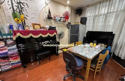 NHÀ ĐẸP TRUNG TÂM Q1 -  5 LẦU - 4PN - 33.3M2 - CHỈ 9,5 TỶ